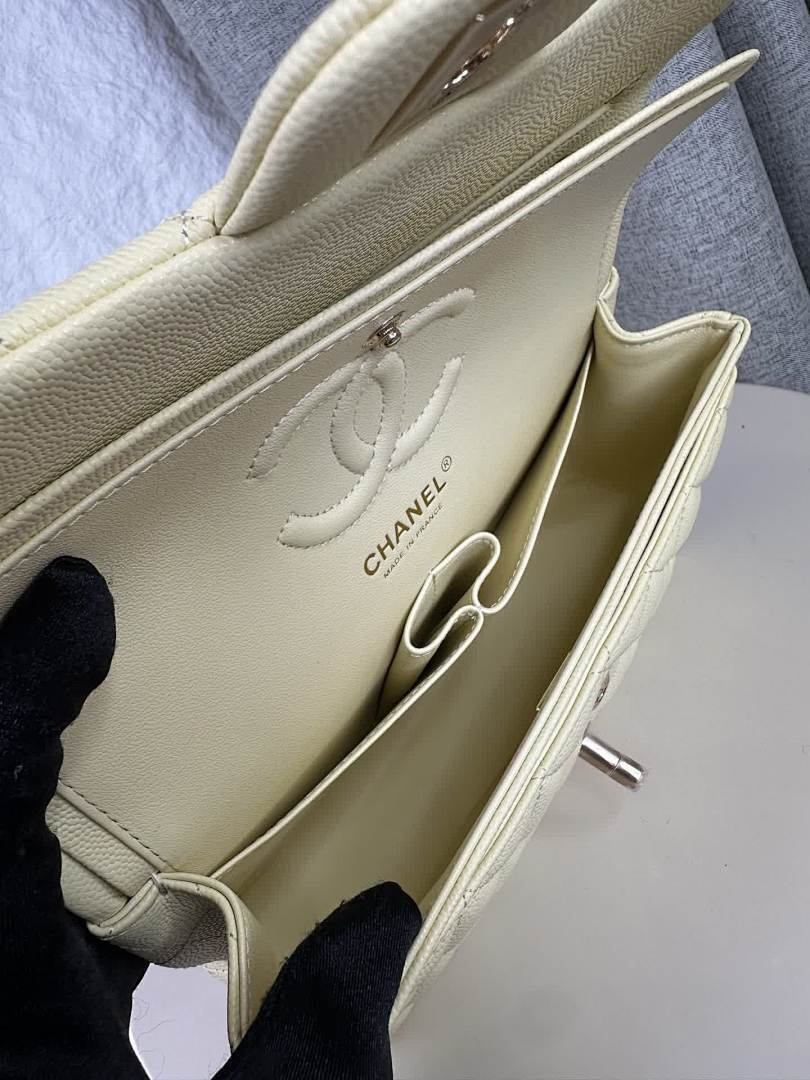 Large classic yellow shoulder bag