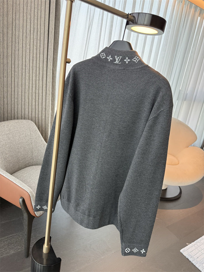 LUXURY KNIT SWEATER