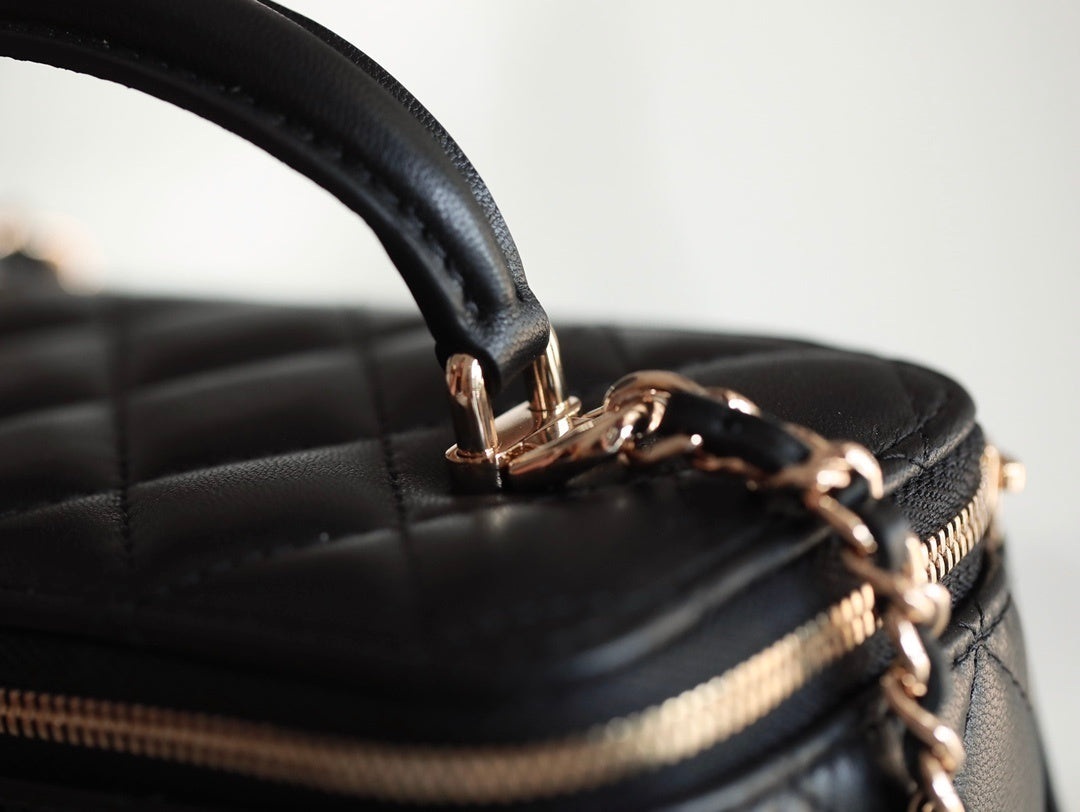Elegant Quilted Mini Case