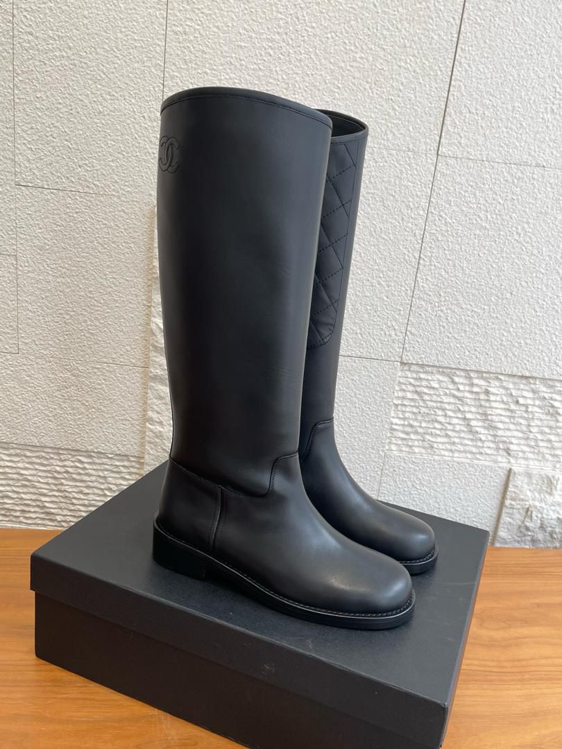 Women’s Viral Leather Boots
