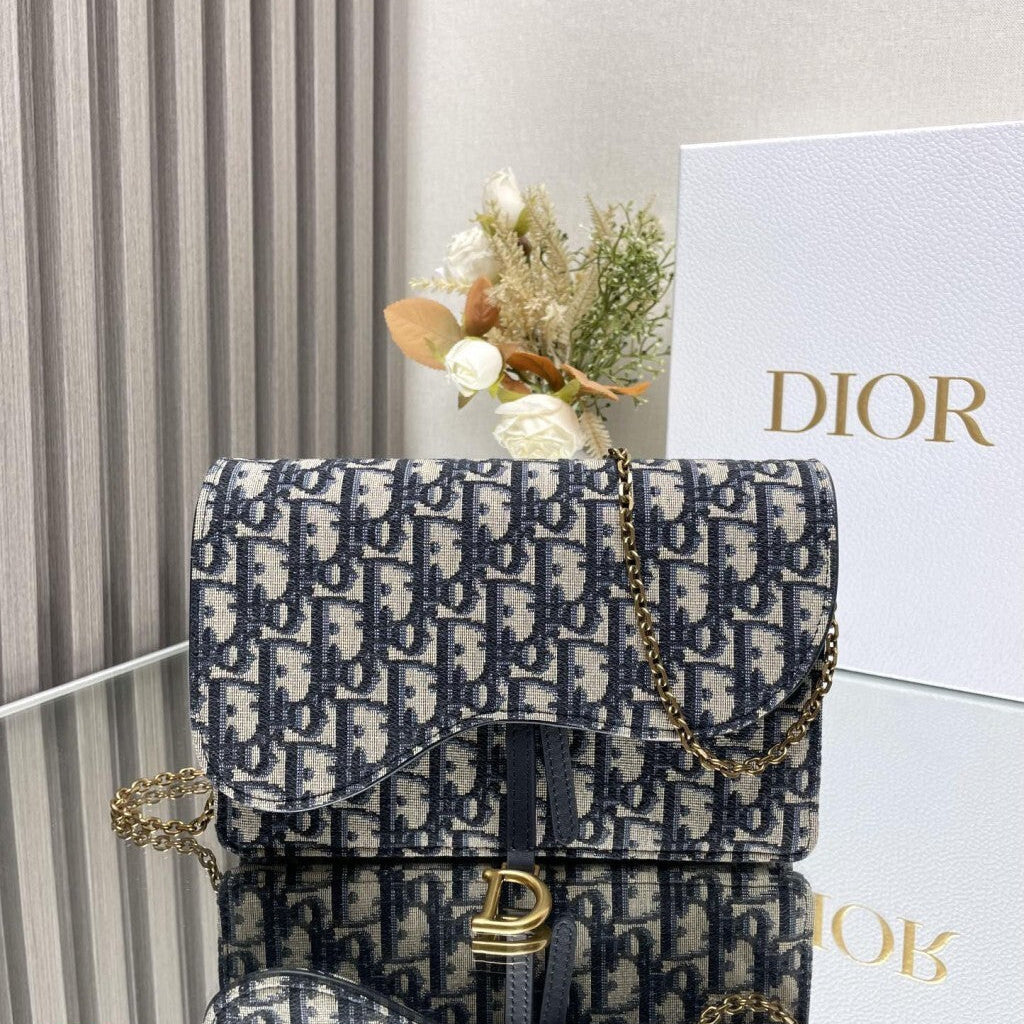 Toujours Chain Bag