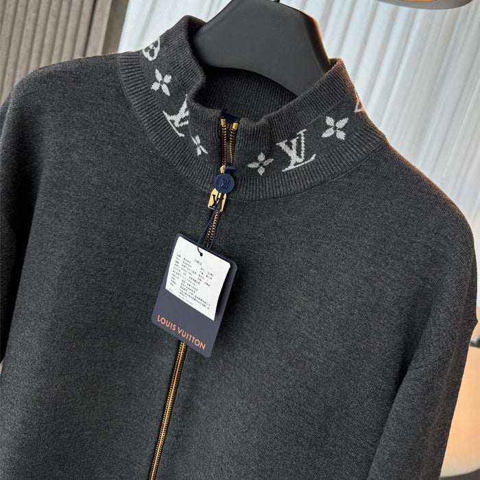 LUXURY KNIT SWEATER