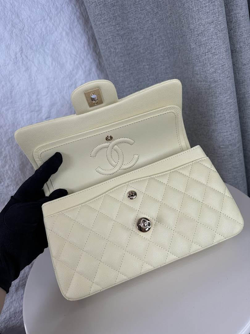 Large classic yellow shoulder bag