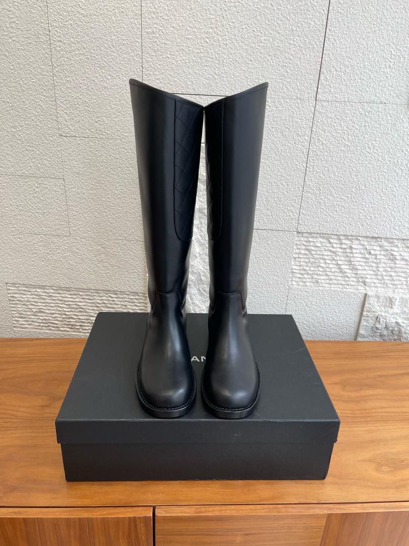 Women’s Viral Leather Boots