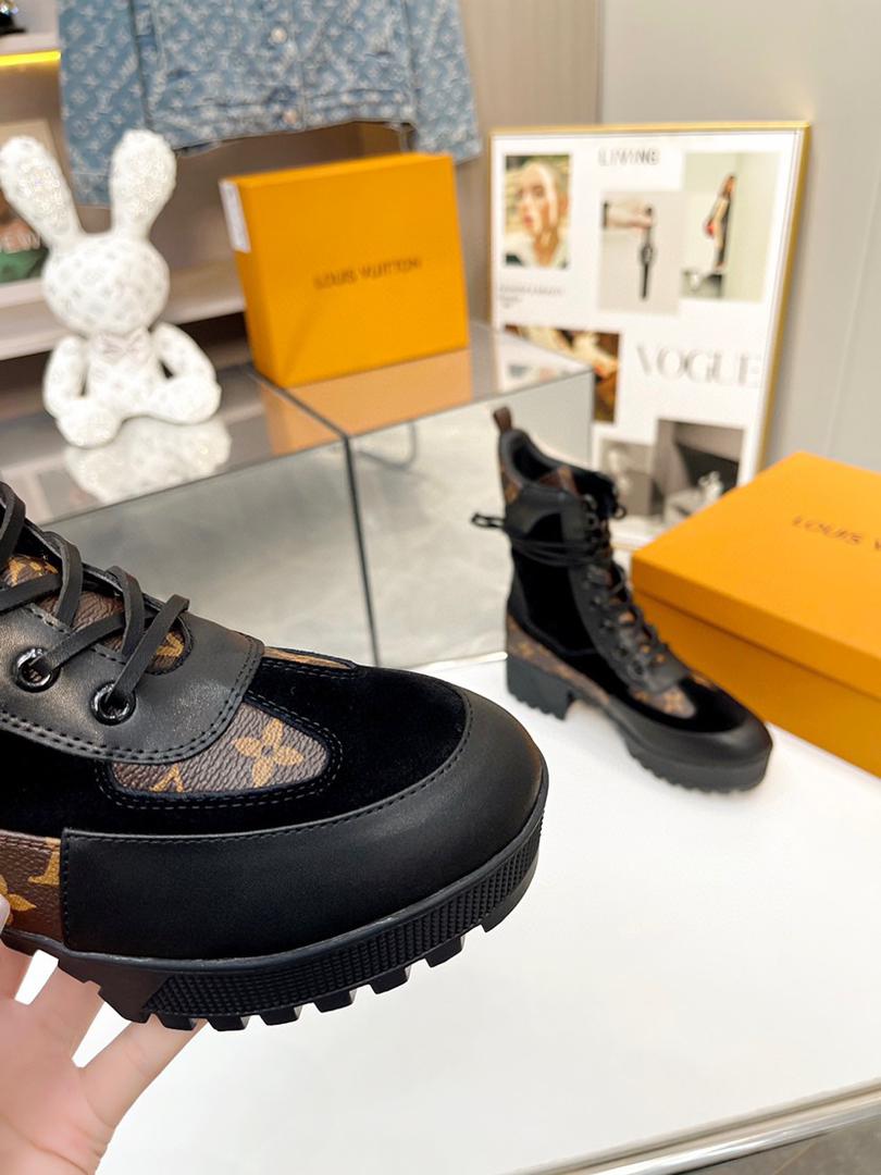 Premium Lace-Up Platform Combat Boots